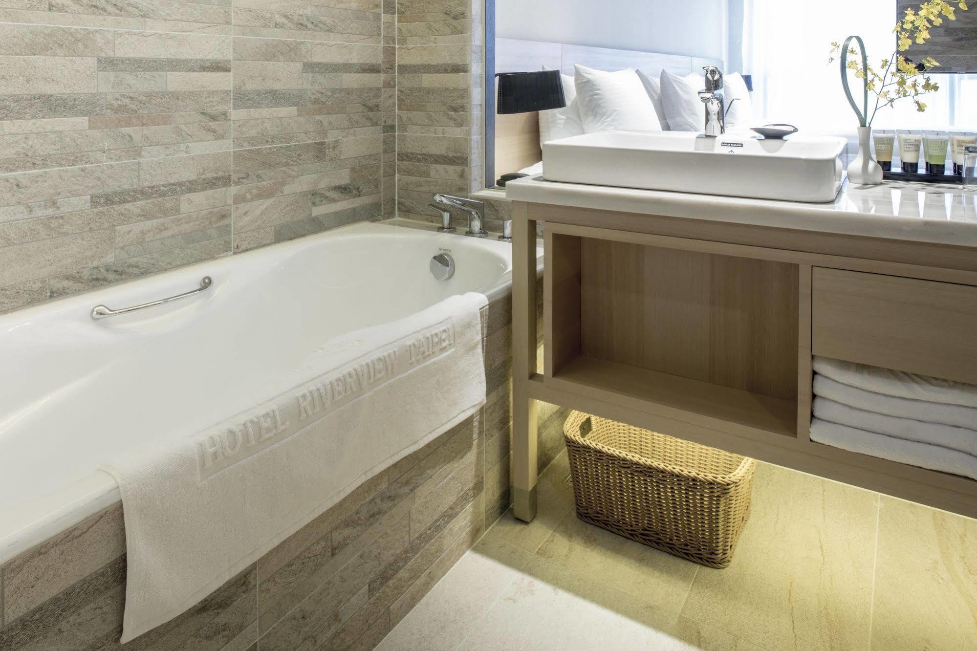 Riverview Suites Tajpej Zewnętrze zdjęcie